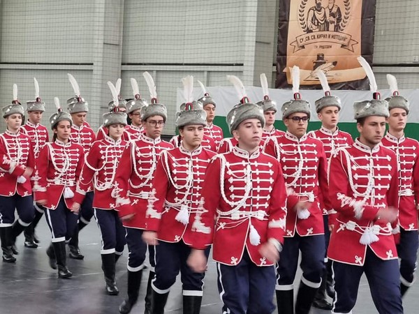 Шестнадесети ученически гвардейски отряд
