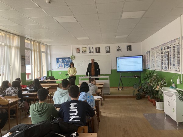 НП „Осигуряване на съвременна, сигурна и достъпна образователна среда“ 2022 г.